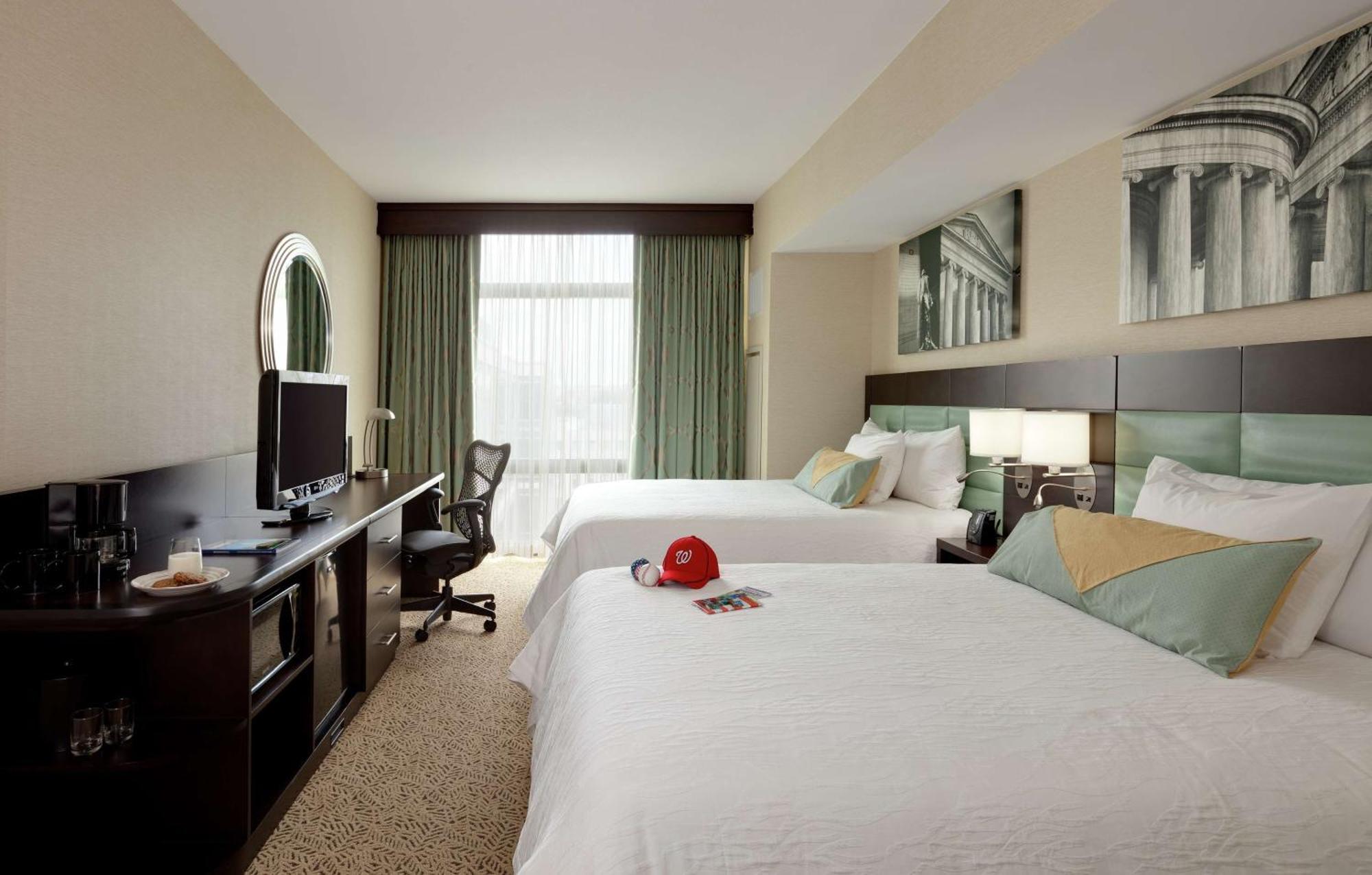 Hilton Garden Inn Washington D.C./U.S. Capitol Екстер'єр фото